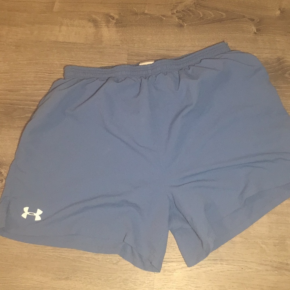 Under Armour Large - Picture 2 of 8